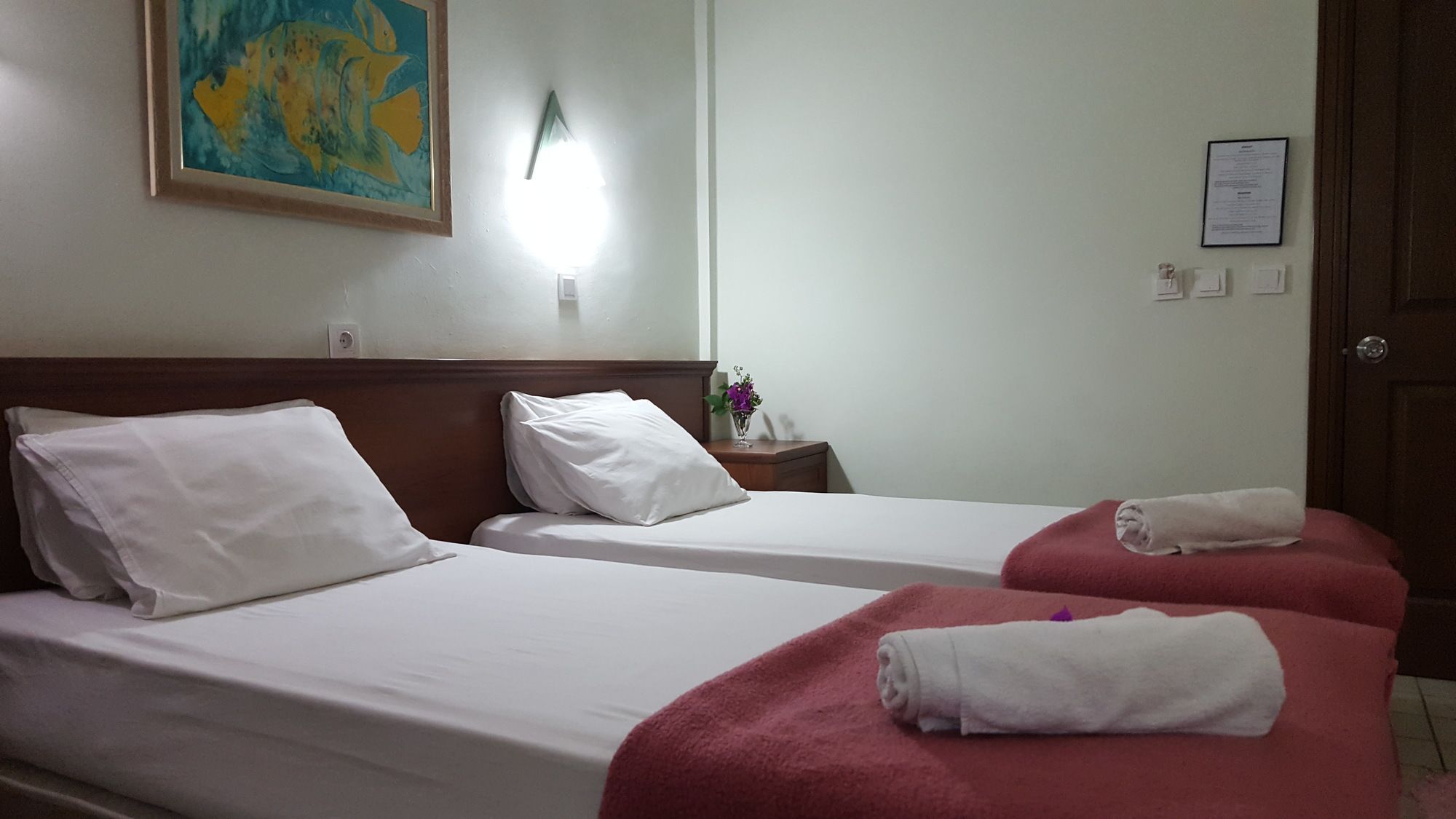 Bade Hotel Kemer Bagian luar foto